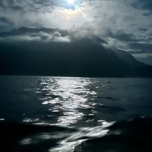 Galapagos Moonset 1